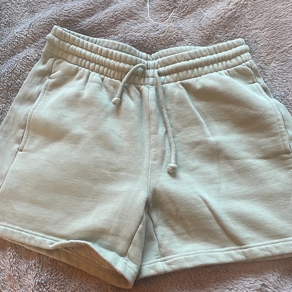 TNA Cozy AF Fleece shorts - Picture 2 of 4